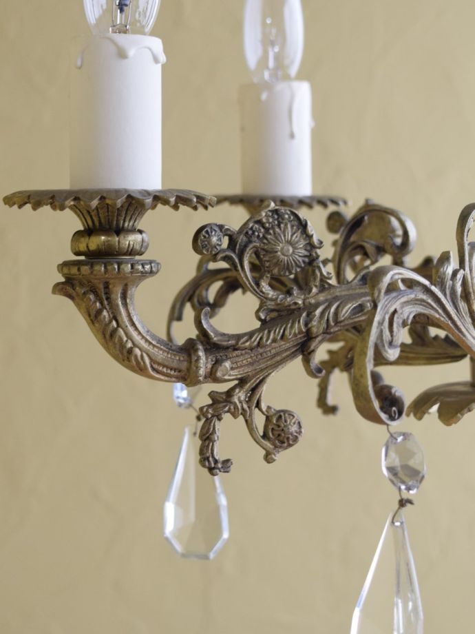 アンティークのシャンデリア