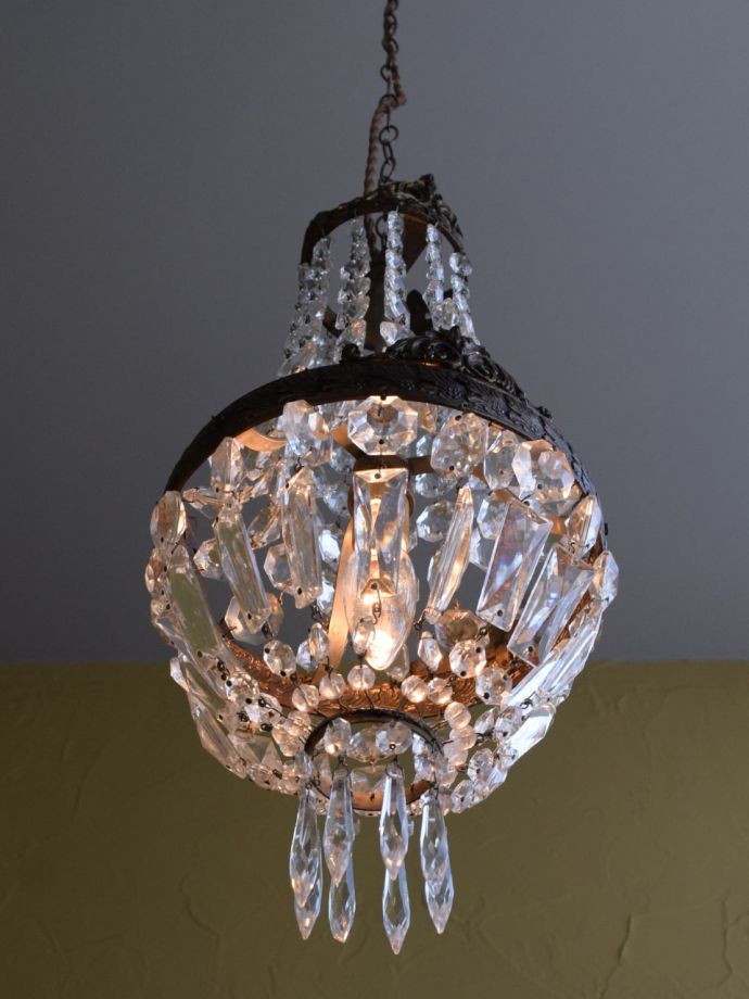 アンティークシャンデリアの特別感