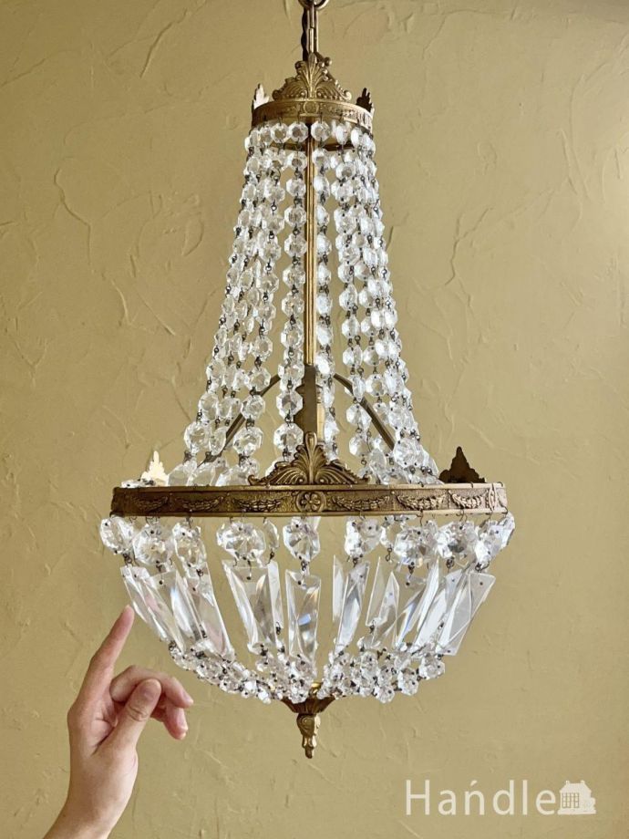 シャンデリアの灯り