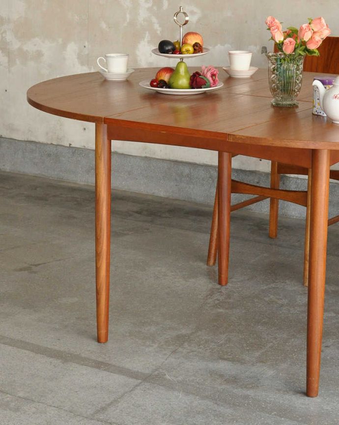 G-PLANデザインのダイニングテーブル、伸張できるヴィンテージ家具(x