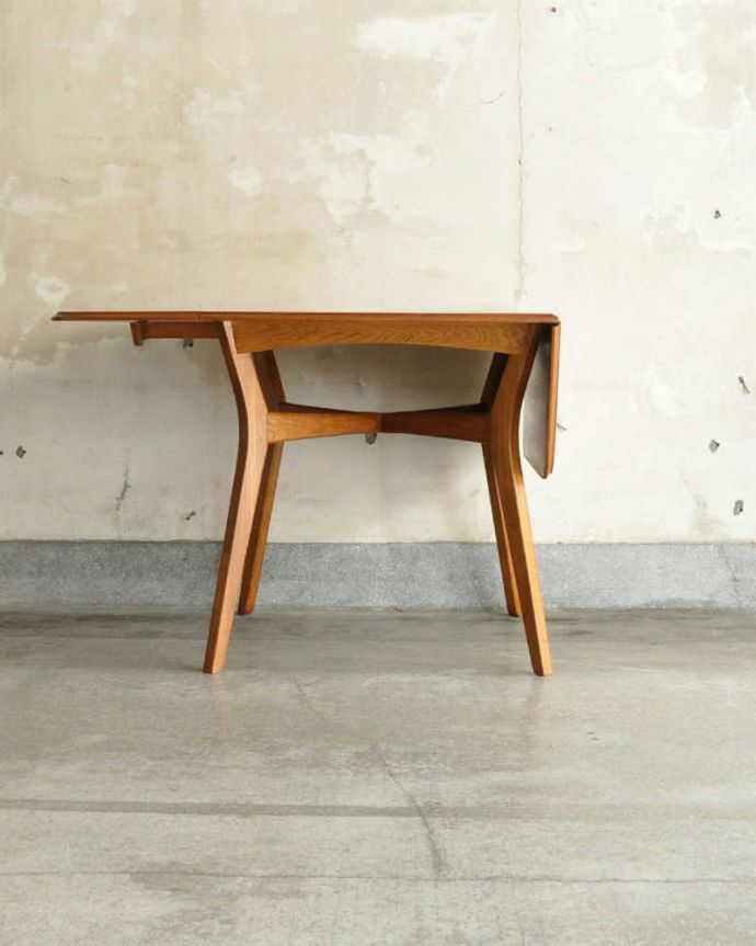 北欧ヴィンテージ家具、G-planのバタフライテーブル（伸張式ダイニング