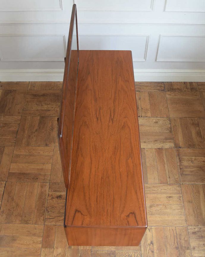 ビンテージ家具の天板