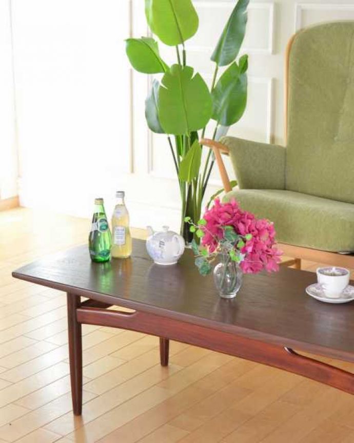 G-PLAN(Gプラン)　アンティーク家具　G-planのオシャレなヴィンテージ家具、北欧スタイルのセンターテーブル。クールな表情の中に感じられるぬくもり･･･ヴィンテージの家具は一見クールな表情。(x-1289-f)