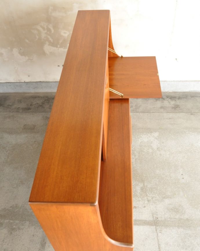 G-planのビンテージ家具の天板