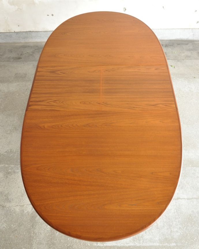 G-PLAN(Gプラン) アンティーク家具 ダイニングテーブル G-plan フレスコ。天板もピカピカにお直ししました。(x-1335-f)