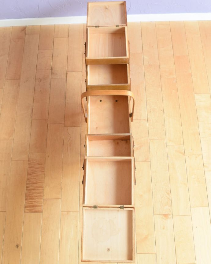 ソーイングボックス アンティーク家具 ソーイングボックス。中はこんな感じです。(x-1354-f)