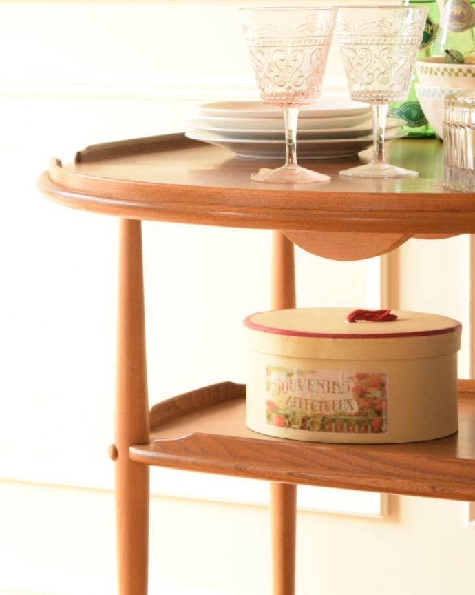 アーコール社のヴィンテージ家具