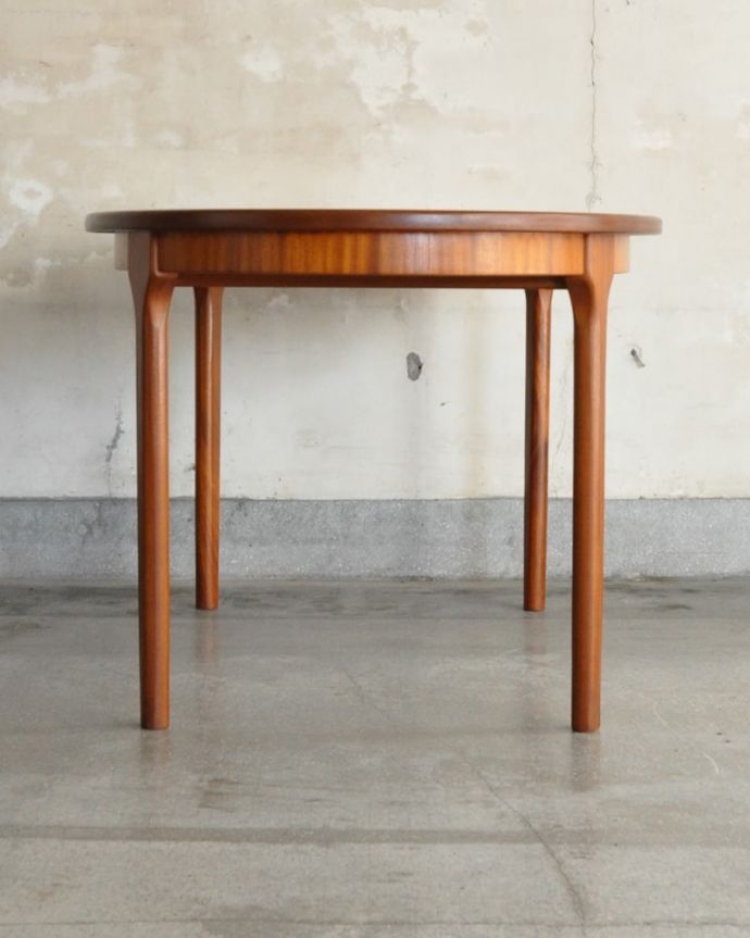 アンティークのテーブル　アンティーク家具　エクステンションテーブル　こちら側も、もちろんキレイです。(x-1364-f)