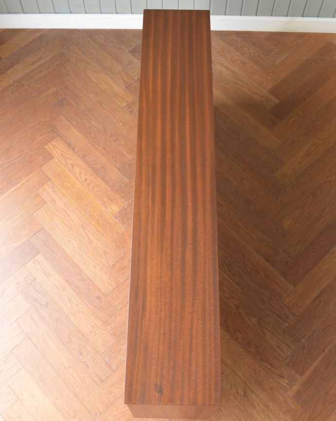 北欧キャビネットの天板