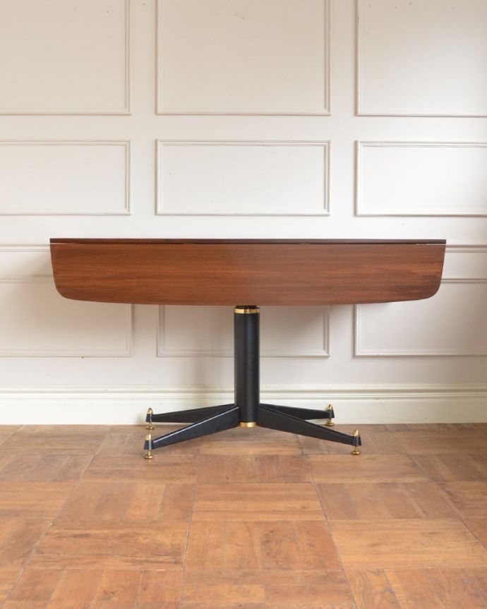 アンティークのテーブル アンティーク家具 G-planダイニングテーブル(トラー&ブラック) 壁にピタッ!閉じて壁に付ければなんだか違う家具に見えちゃうんです。(x-1372-f)