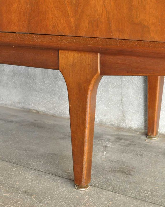 ビンテージ家具の脚