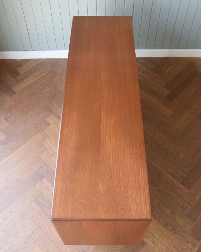 G-planのビンテージ家具の天板