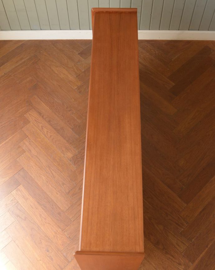 北欧キャビネットの天板