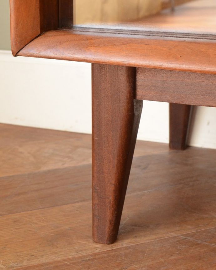 ビンテージ家具の脚