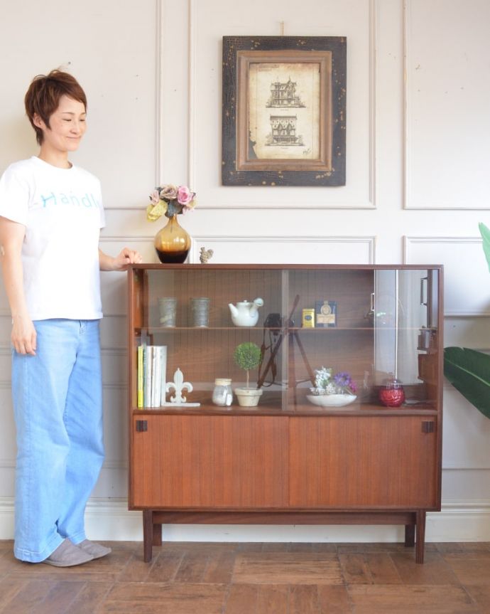 北欧スタイルのビンテージキャビネット