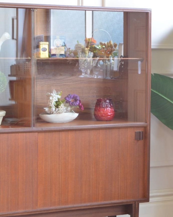 ビンテージキャビネットの扉