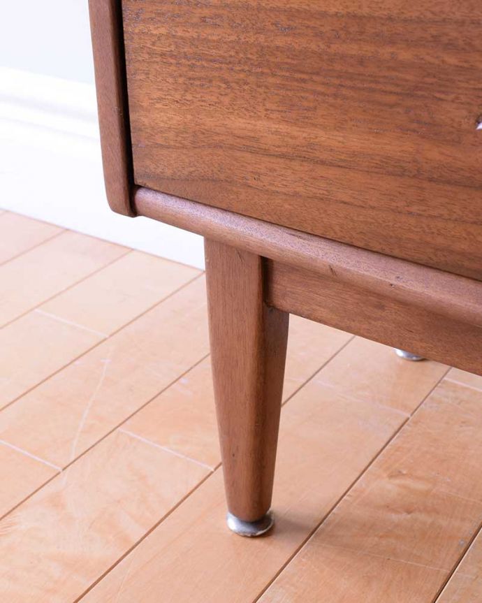 ビンテージ家具の脚