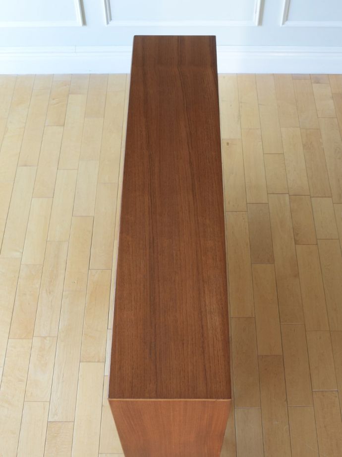 北欧キャビネットの天板