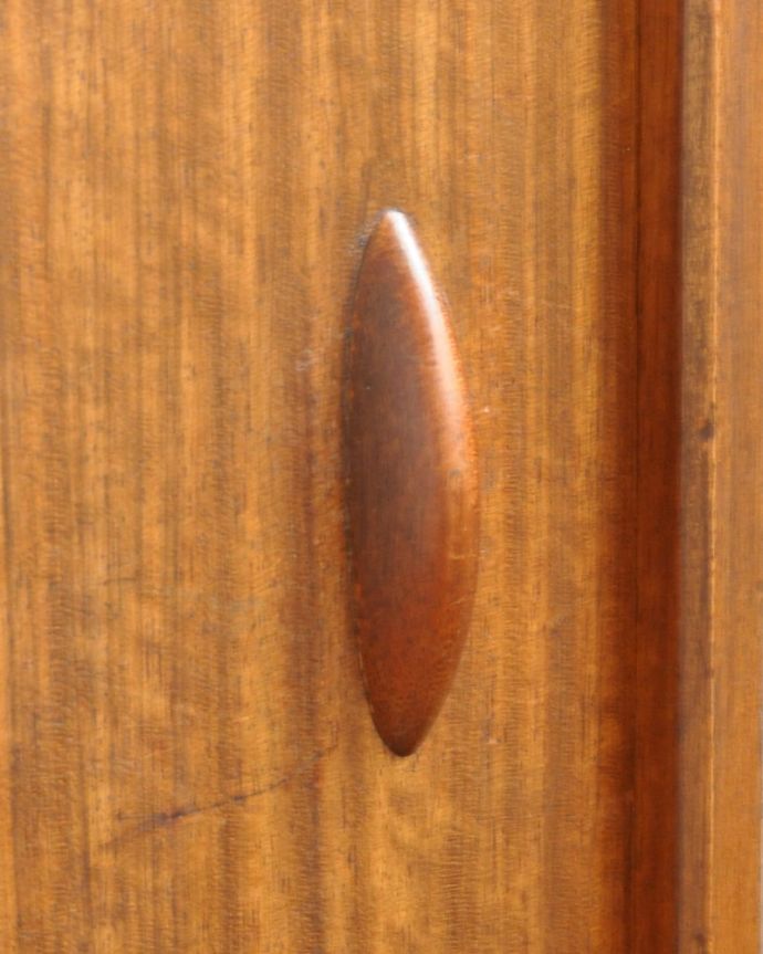 ビンテージキャビネットの取っ手