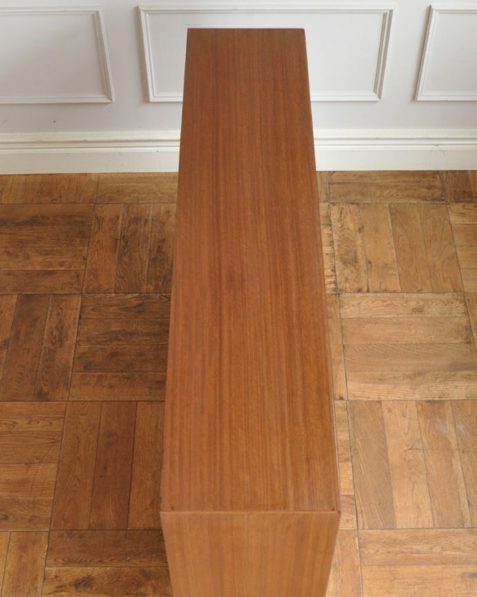 北欧キャビネットの天板