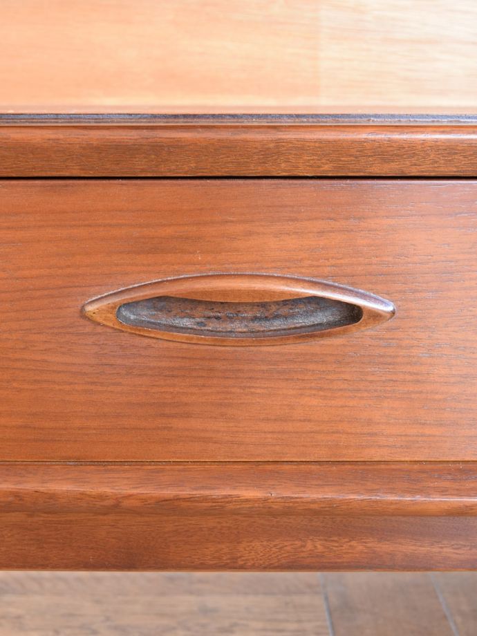 ビンテージキャビネットの取っ手