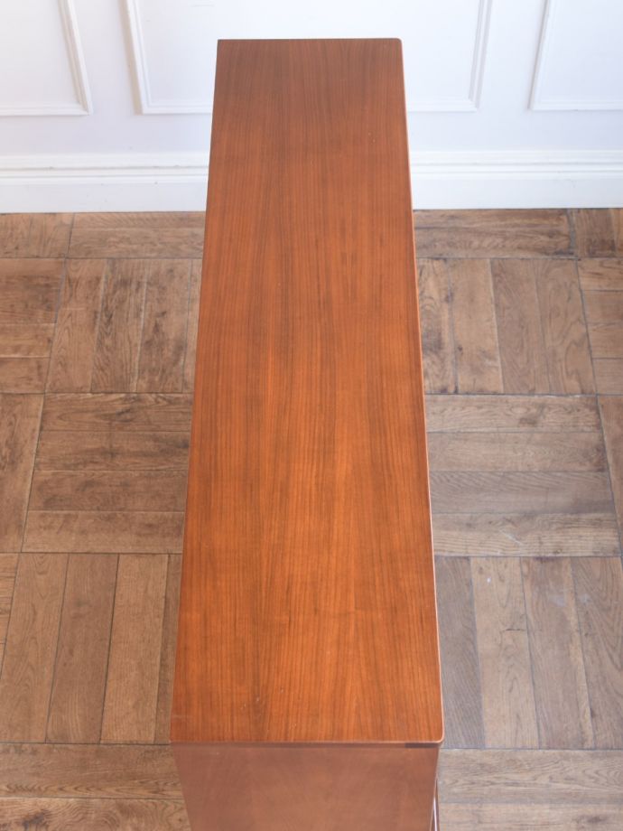 北欧キャビネットの天板