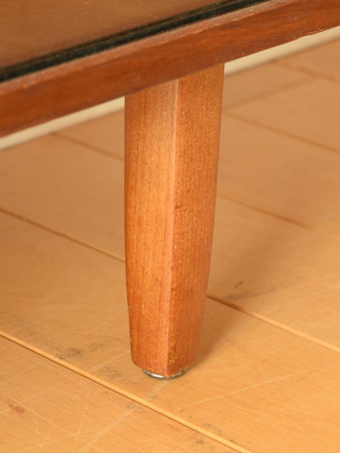 ビンテージ家具の脚