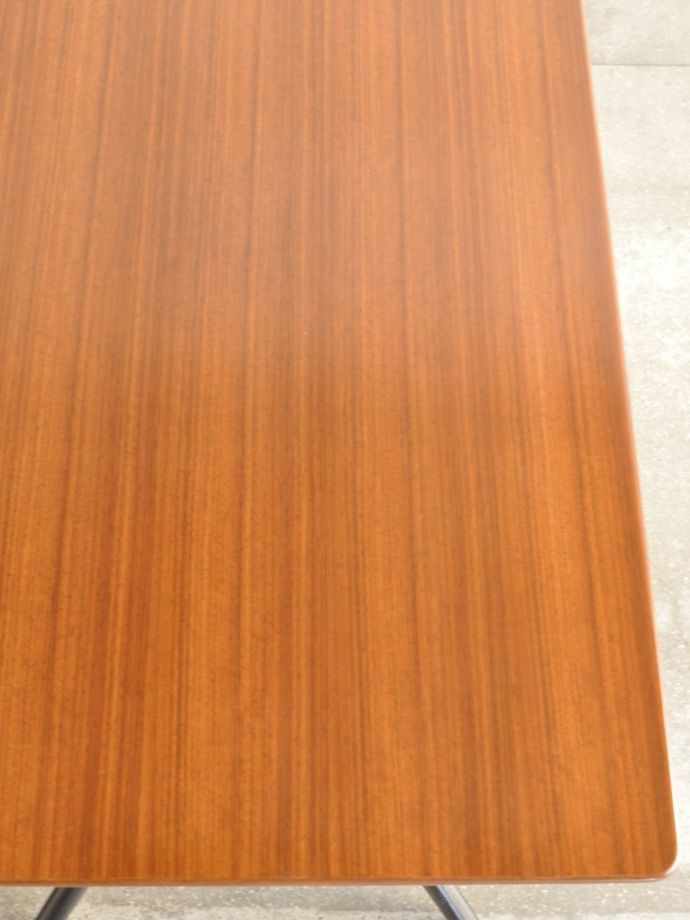 G-planのビンテージテーブルの天板