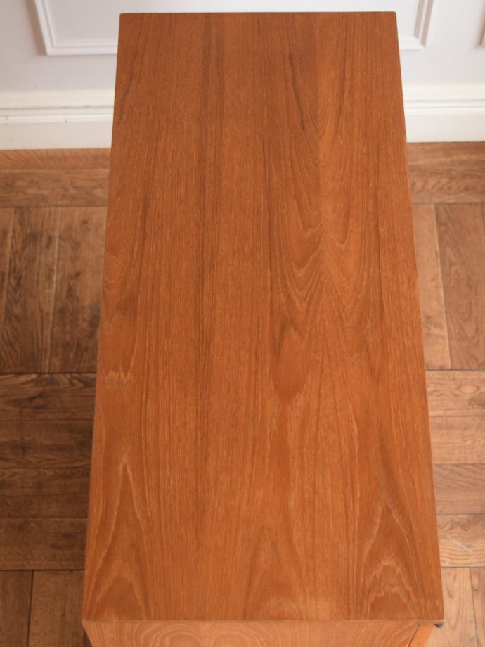 北欧スタイルの家具の天板