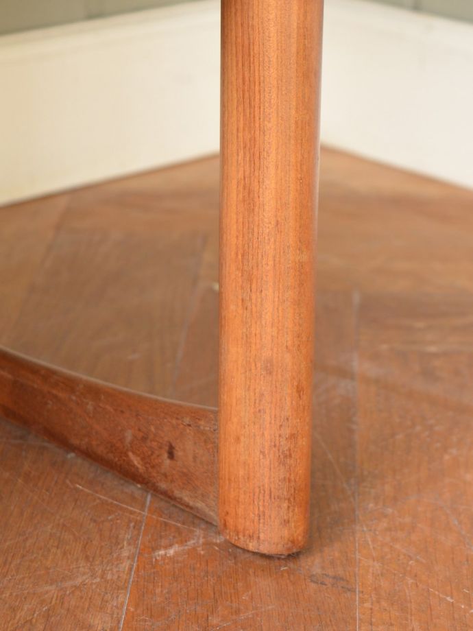 ビンテージ家具の脚