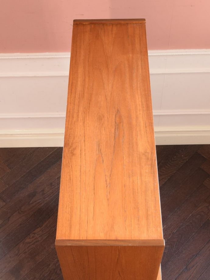 北欧キャビネットの天板