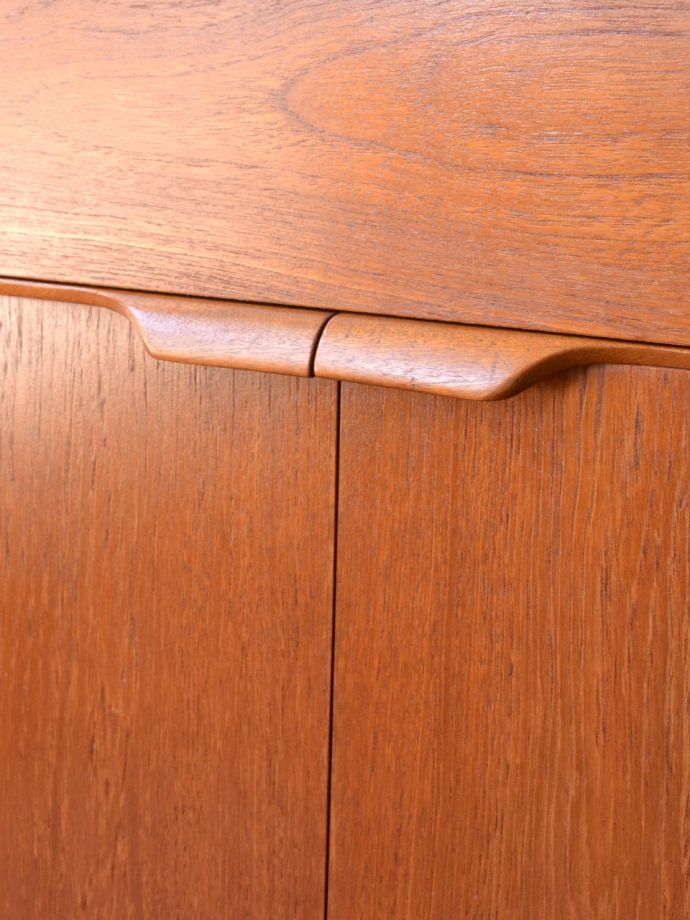 ビンテージ家具の杢目