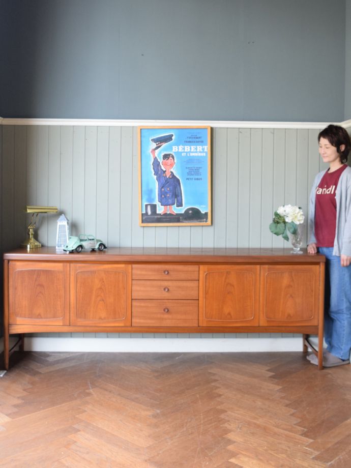 北欧スタイルのおしゃれなサイドボード