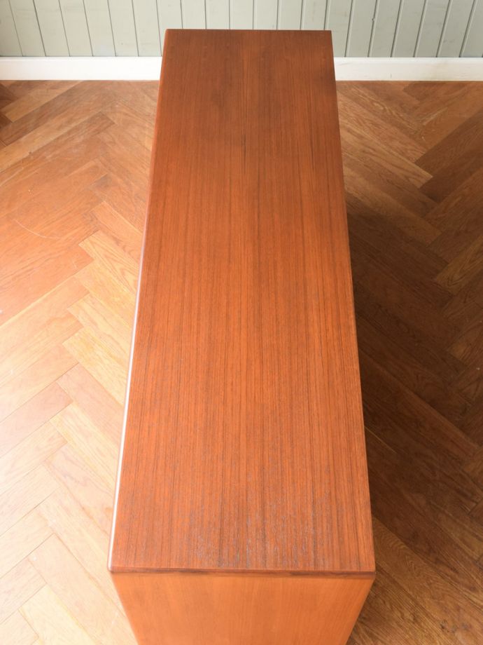 G-planのビンテージ家具の天板