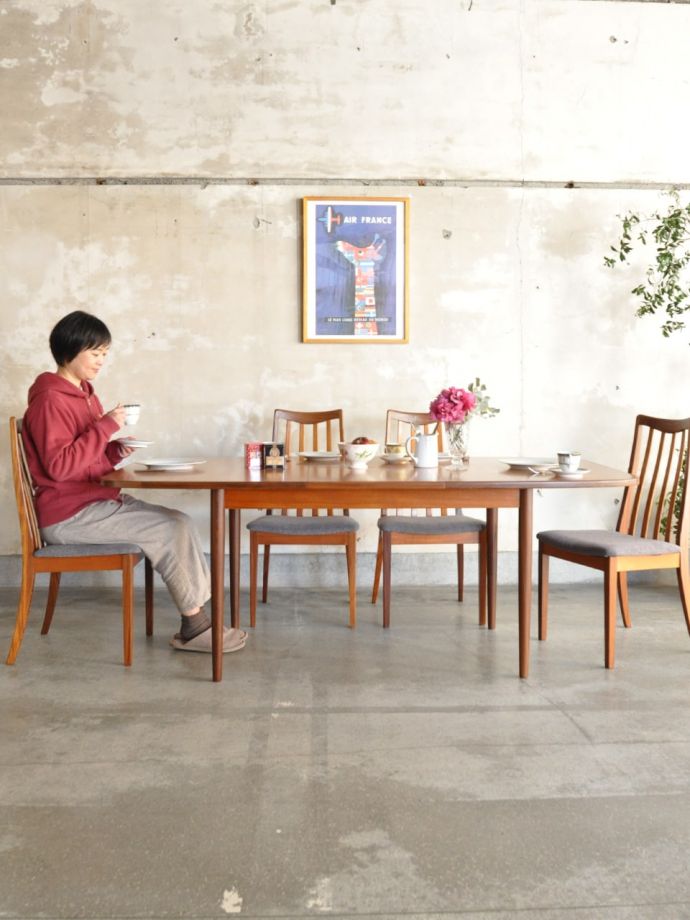 おしゃれなG-PLANのテーブル