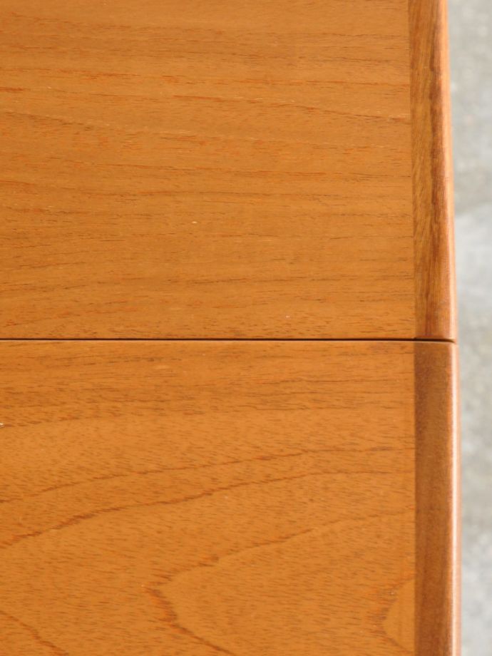 アンティーク家具の天板