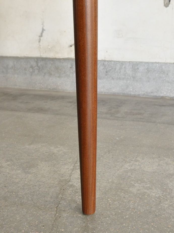 アンティーク家具の脚