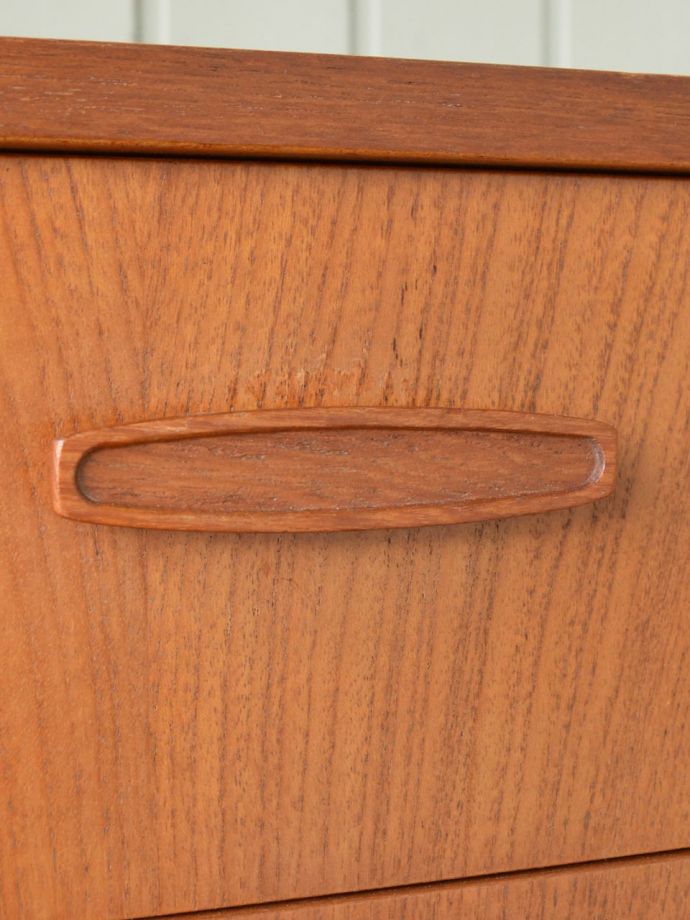 ビンテージキャビネットの取っ手