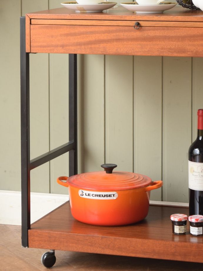 おしゃれなビンテージワゴン