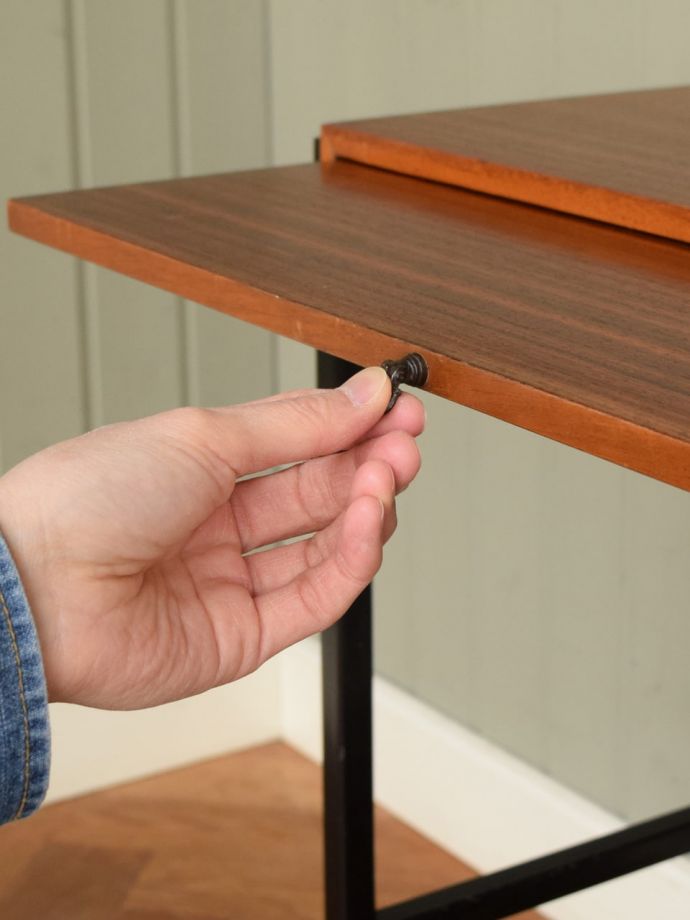 便利に使える作業台付き