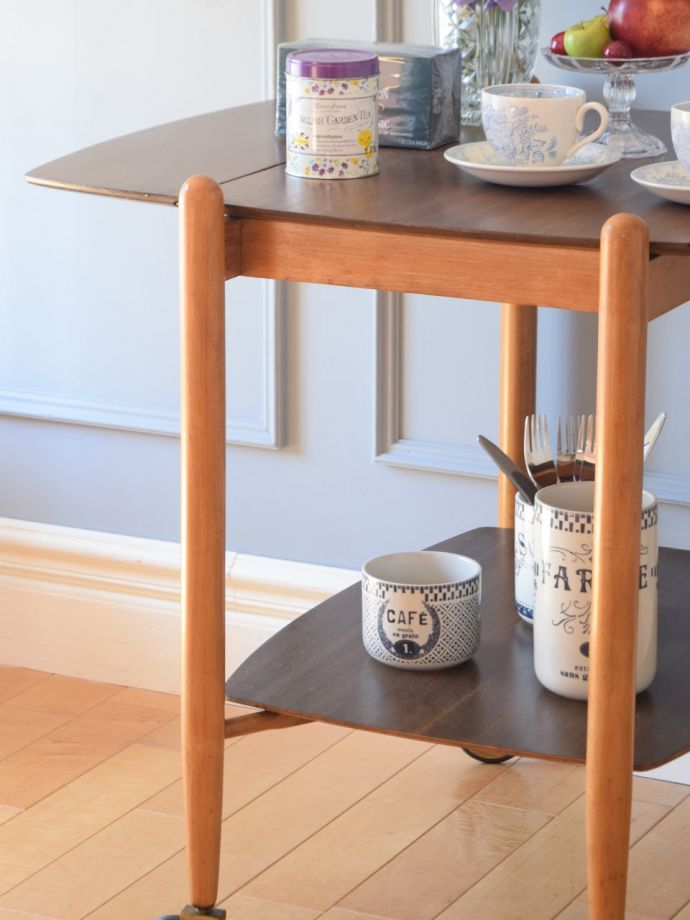 おしゃれなビンテージワゴン