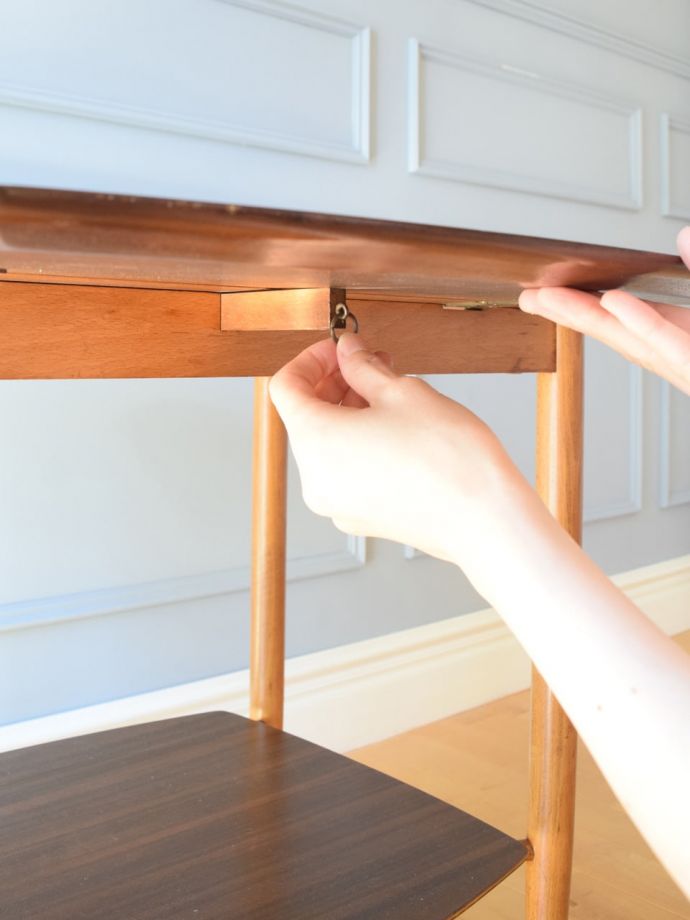 伸長式ワゴンのサイズ変更方法