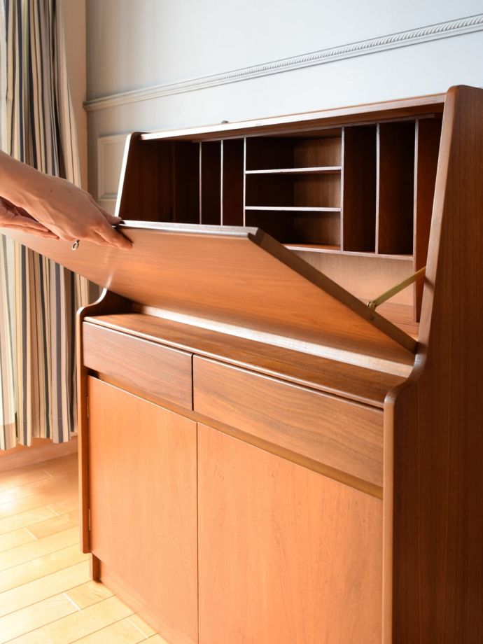 おしゃれな書斎デスク