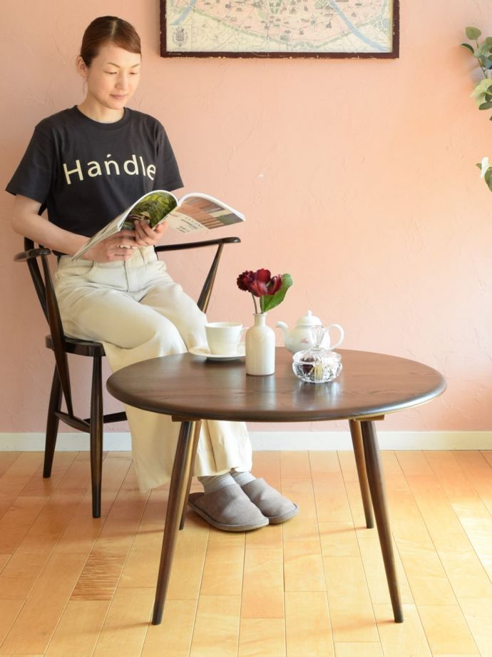 アーコールのコーヒーテーブル