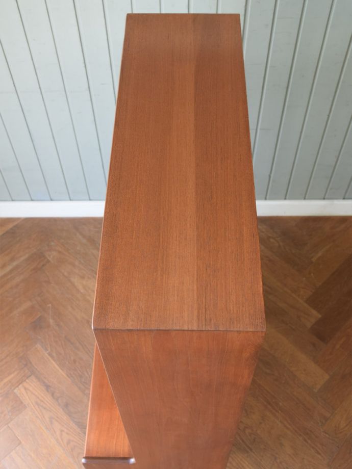 北欧キャビネットの天板