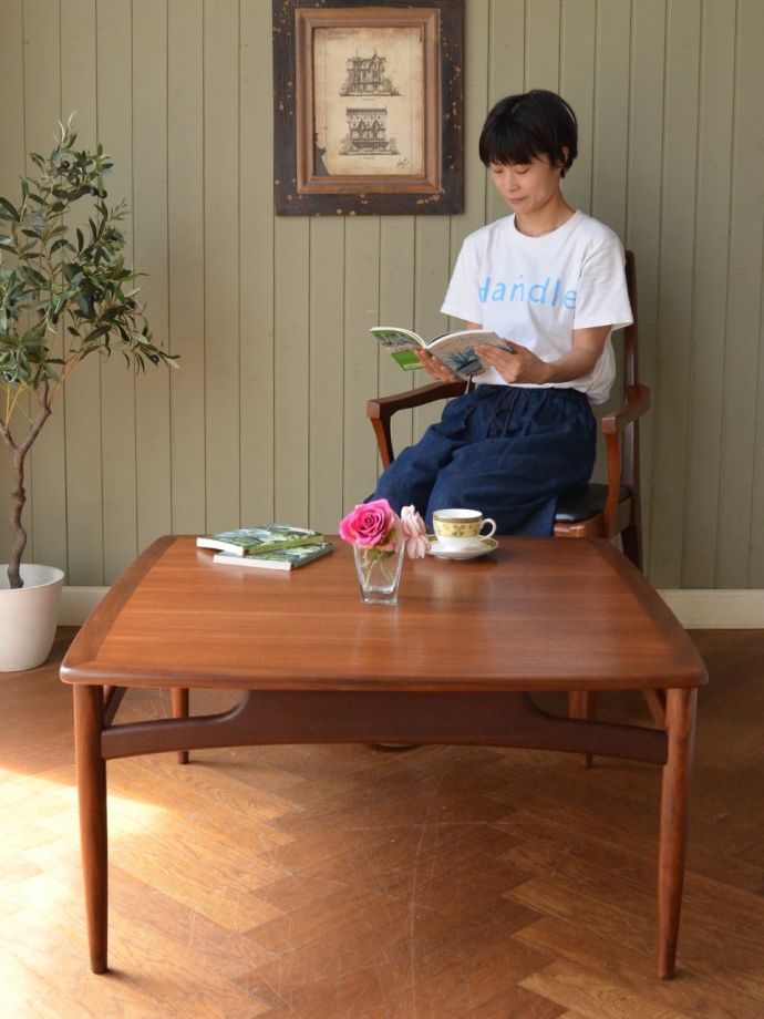 G-PLANのコーヒーテーブル