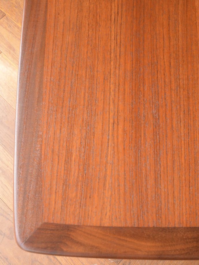 ヴィンテージ家具の天板