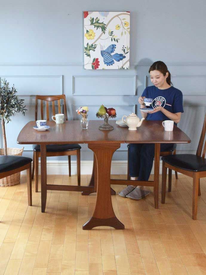 G-PLANのおしゃれなテーブル