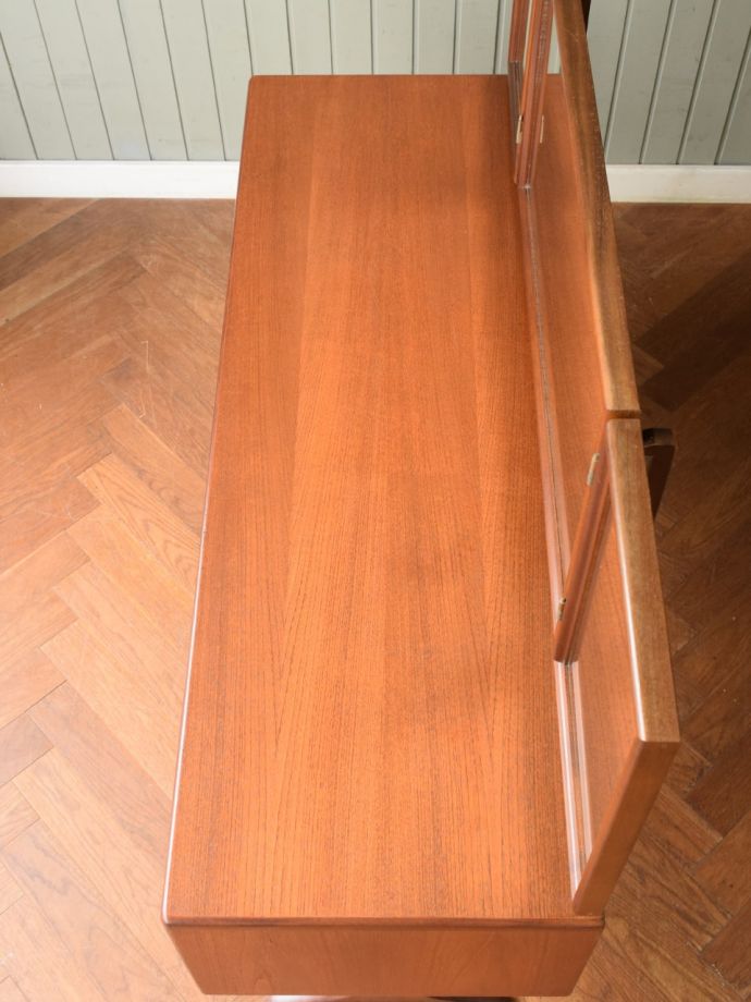 G-planドレッサーの天板