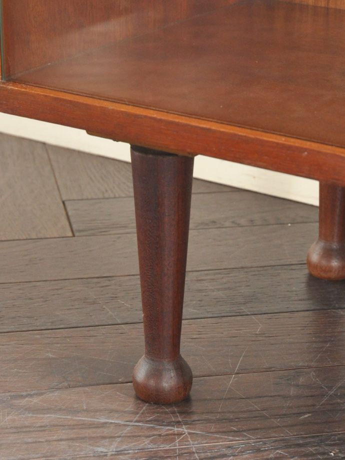 ビンテージ家具の脚